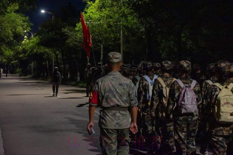 佩家军抵达深圳鹏城进行首训 为梦想脚踏实地 佩家军抵达深圳鹏城进行首训 为梦想脚踏实地